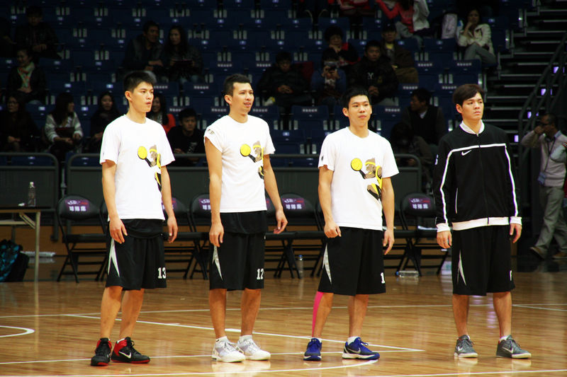 檔案:120108Kplayers.jpg