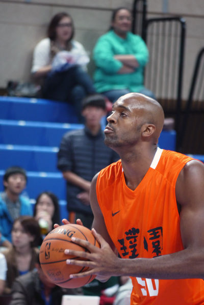 檔案:第10季SBLQuincy Davis.jpg